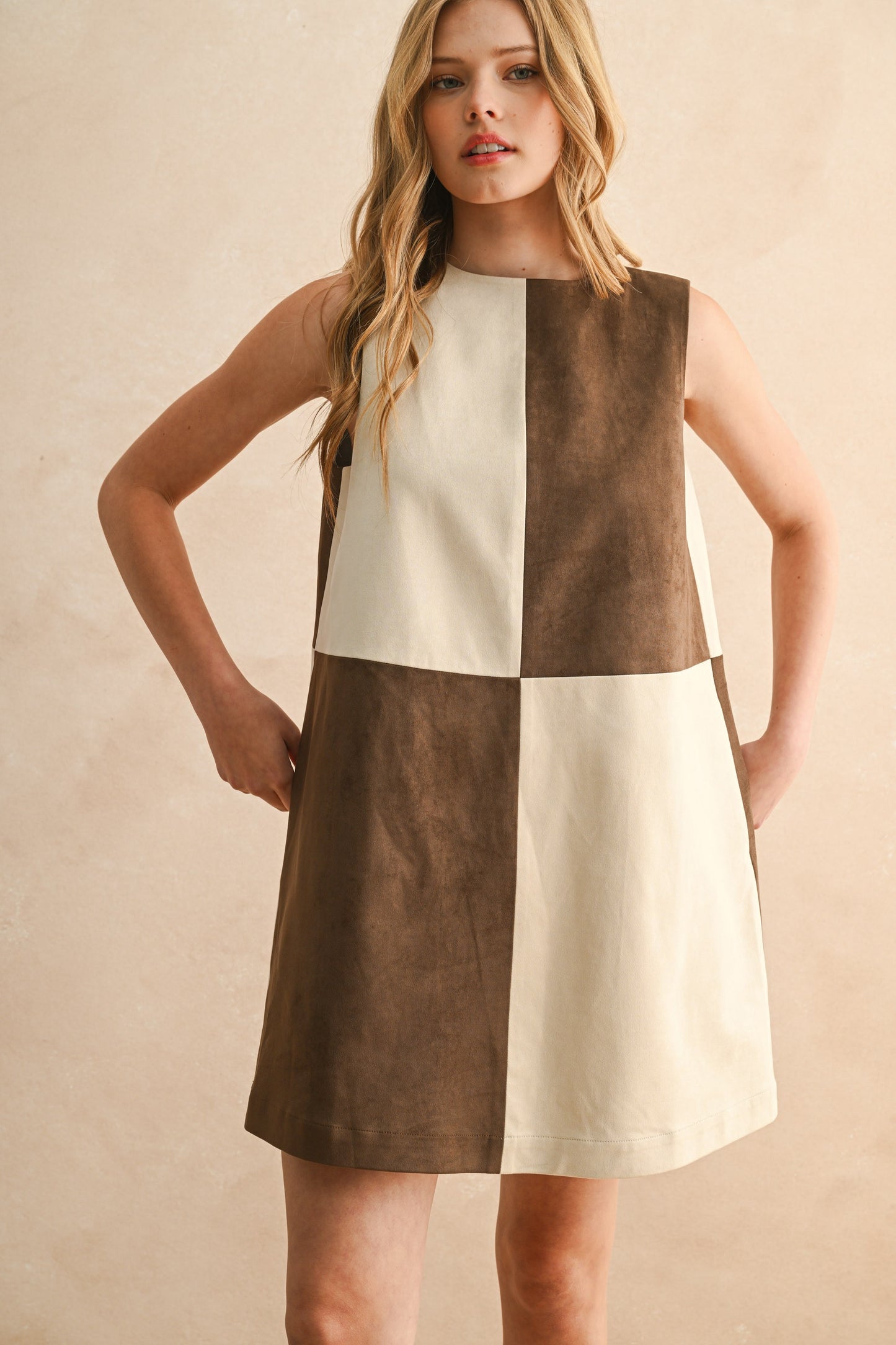 Suede Color Contrasted Shift Dress - Brown/Ecru