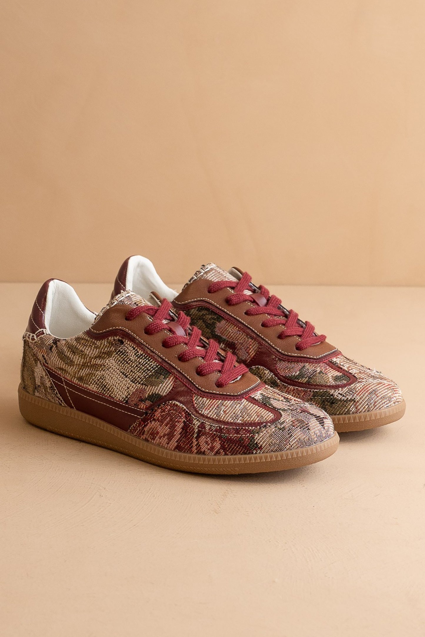 Tapestry Lace Up Sneakers - Mauve