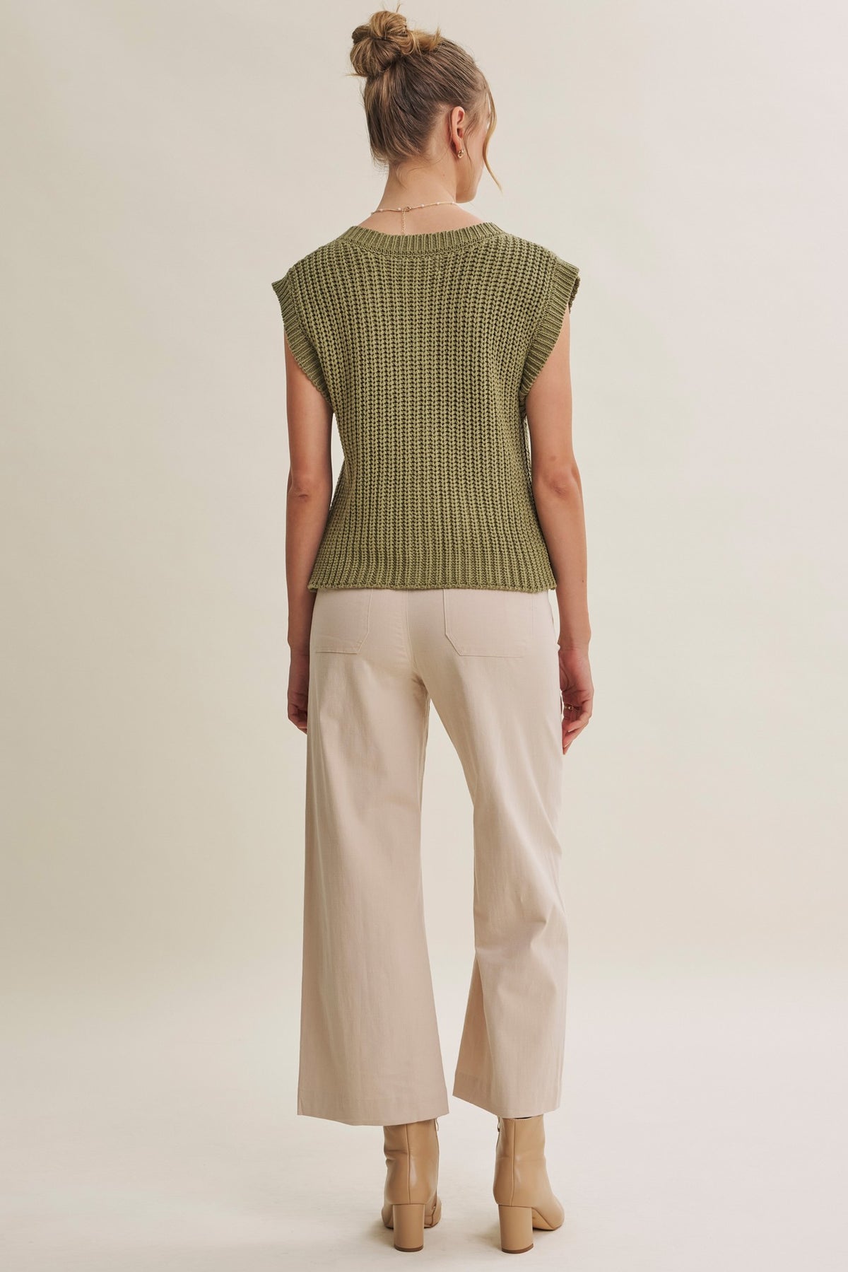 Chunky Knit Sweater Vest - Olive