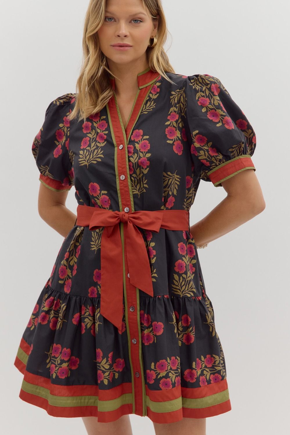 Floral Print Short Puff Sleeve Ruffle Hem Mini Dress - Black
